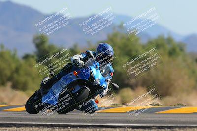 media/Nov-06-2022-SoCal Trackdays (Sun) [[208d2ccc26]]/Turn 7 Set 2 (1050am)/